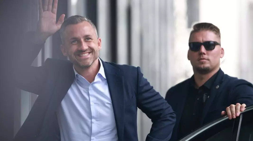 Η άνοδος της AfD στη Γερμανία αποκαλύπτει τον βαθύ διχασμό της ιταλικής Δεξιάς