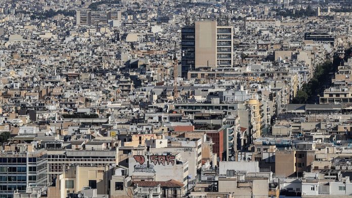 Καταπατημένα: Η ρύθμιση δεν «τραβάει» – Μόλις 12.000 αιτήσεις για 90.000 ακίνητα