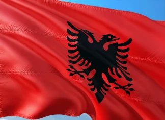 Αλβανία: Ένταλμα σύλληψης για την επικεφαλής της υπηρεσίας πληροφοριών