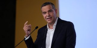 Ο Τσίπρας για Μητσοτάκη στη ΔΕΘ: «Πυροτεχνήματα σε τεχνοκρατικό γαλάζιο κοστούμι»
