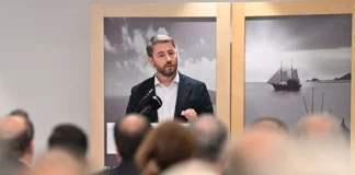 Καρφιά Ανδρουλάκη για Τσίπρα: Δεν ψάχνει ο λαός Μεσσίες, εργάτες ψάχνει
