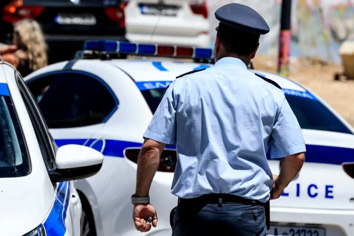 Συνελήφθη 44χρονος ανυπότακτος στη Θεσσαλονίκη, είχε στην κατοχή του ναρκωτικά και αντικείμενα στρατιωτικού τύπου Οργισμένοι οι αστυνομικοί της Θεσσαλίας: «Η κατάσταση έχει φτάσει στο απροχώρητο και η ανοχή μας εξαντλήθηκε»