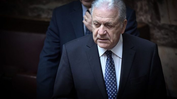 Qatargate: Ούτε τώρα θα μιλήσει ο Αβραμόπουλος – Υπόμνημα στη Βουλή για την άρση της ασυλίας του