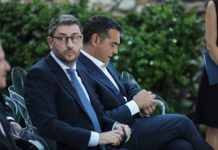 Βγήκαν «μαχαίρια» ανάμεσα στην ΕΛΑΣ και στο ΠΑΣΟΚ: Οι «μεταγραφές» και οι δημοσκοπήσεις προκαλούν εντάσεις