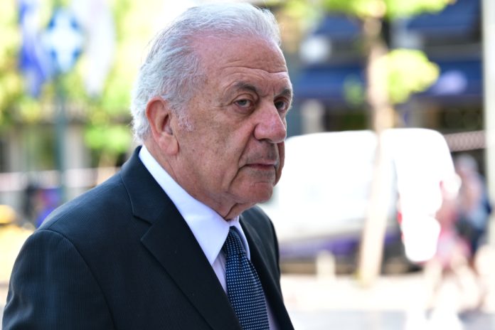 Ραγδαίες εξελίξεις στην υπόθεση Αβραμόπουλου: Θα δώσει εξηγήσεις στις βελγικές αρχές για το Qatargate Ραγδαίες εξελίξεις στην υπόθεση Αβραμόπουλου: Θα δώσει εξηγήσεις στις βελγικές αρχές για το Qatargate