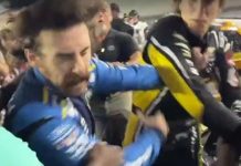 NASCAR: Δύο οδηγοί μετέτρεψαν σε ρινγκ τα pits – Έριξαν μπουνιές και κλωτσιές – (VIDEO) NASCAR: Δύο οδηγοί μετέτρεψαν σε ρινγκ τα pits – Έριξαν μπουνιές και κλωτσιές – (VIDEO)