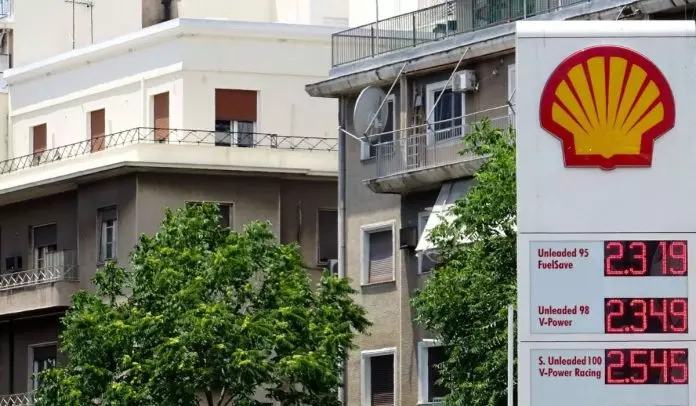 Φθινοπωρινός εφιάλτης στις αντλίες των καυσίμων και το φυσικό αέριο Φθινοπωρινός εφιάλτης στις αντλίες των καυσίμων και το φυσικό αέριο