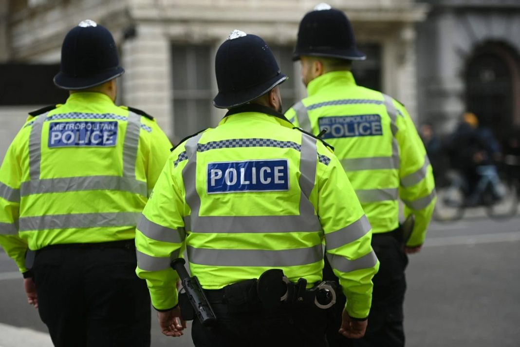 british police ξεκίνησε ζάππειο σύνοδος ενέργειας ελλάδας-ηπα - Ξεκίνησε στο Ζάππειο η Σύνοδος Ενέργειας Ελλάδας-ΗΠΑ