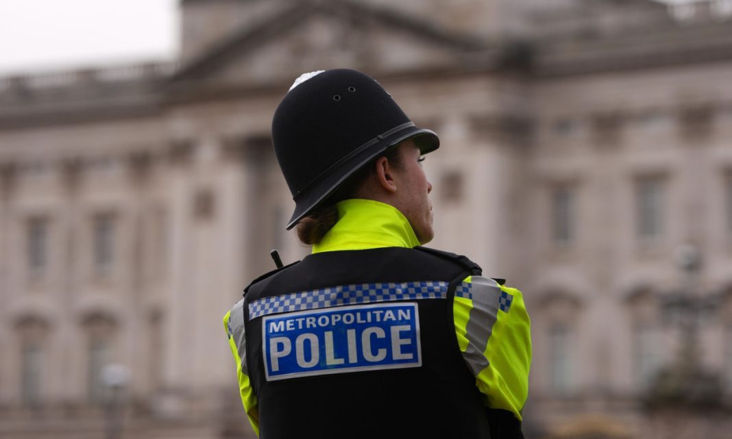 british-police Βρετανία: Σύλληψη δύο ανδρών στο Μάντσεστερ για σχεδιαζόμενη επίθεση κατά της εβραϊκής κοινότητας