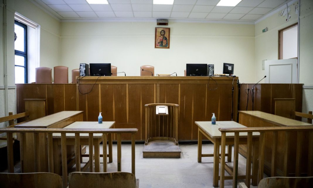 Χανιά: Αποζημίωση στον ηλικιωμένο που πήγε φυλακή για βιασμό 19χρονου και δικαιώθηκε