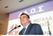 Γιατί ο Καρατζαφέρης δεν βλέπει συνεργασία Μητσοτάκη-Βελόπουλου