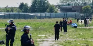 Γαλλία: Σημάδια κακοποίησης σε αιτούντες άσυλο που επιστρέφονται από τη Βρετανία Γαλλία: Σημάδια κακοποίησης σε αιτούντες άσυλο που επιστρέφονται από τη Βρετανία