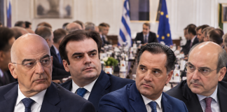 ΝΔ: Η κούρσα των υπουργών και η «καθαρή» τριάδα για την επόμενη ημέρα – Η έρευνα Alco, απώλειες για Δένδια, κέρδη για…