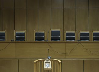 Χανιά: Αποζημίωση 60.000 ευρώ στον 71χρονο που πήγε τέσσερα χρόνια φυλακή για βιασμό 19χρονου και δικαιώθηκε Χανιά: Αποζημίωση 60.000 ευρώ στον 71χρονο που πήγε τέσσερα χρόνια φυλακή για βιασμό 19χρονου και δικαιώθηκε