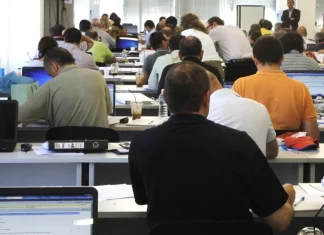 Αυξήσεις στους δημόσιους υπαλλήλους: Πώς τα 40 ευρώ αύξησης έγιναν 22 ευρώ καθαρά — Και το τέλος των «πλασματικών»…