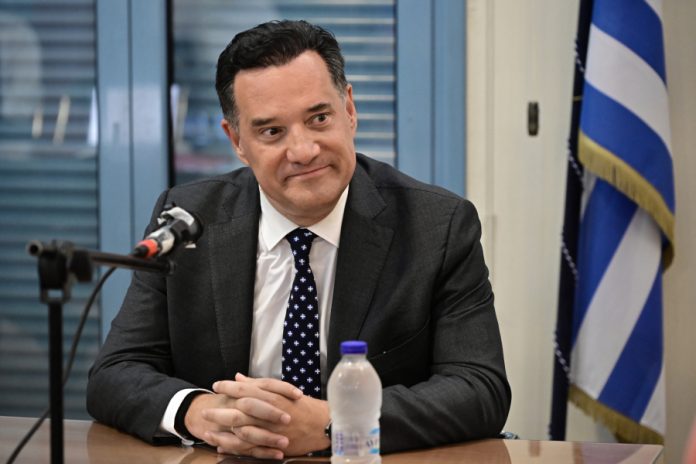 Woke και ο Άδωνις; Woke και ο Άδωνις;