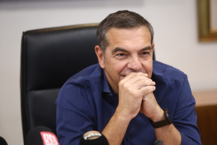Γιατί ο Αλέξης Τσίπρας θέτει το δίλημμα «ή εμείς ή κανείς»
