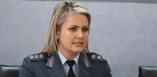 Θάνατος Μαζωνάκη: Άφαντη η λαδί κουβέρτα που φέρεται να ήταν σκεπασμένος στο ιατρείο