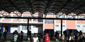 Προσλήψεις αναπληρωτών: Έρχονται σήμερα 30.000 – Στα 20.000 τα κενά στο πρώτο κουδούνι στα σχολεία