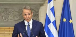 Επιβεβαιώνεται το τηλεφώνημα στο οικονομικό επιτελείο