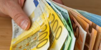 Θεσσαλονίκη: Κατήγγειλε άδικα την καθαρίστρια για κλοπή ενώ τα «κλεμμένα» ήταν μέσα στο σπίτι