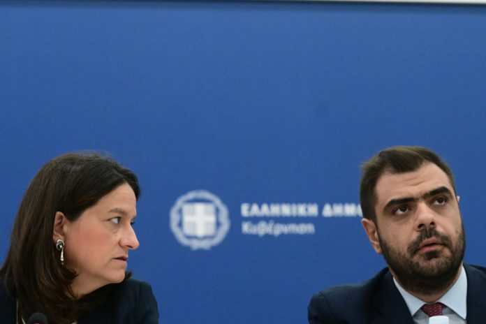 Πρόβα ..σταυρών η κόντρα Μαρινάκη – Κεραμέως