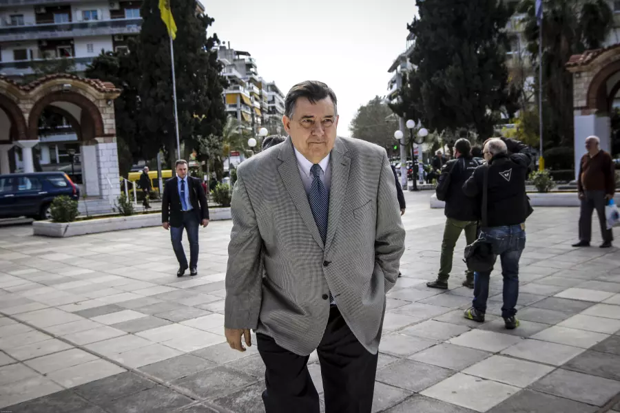 f59e2e718d3d0ca358df0fd597af9a3a_L Στα δύσκολα... Καρατζαφέρης