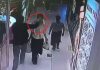 Τρόμος στην Κίνα: Άνδρας μαχαίρωνε στο πρόσωπο περαστικές γυναίκες - Σημάδευε τα μάτια τους