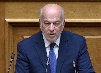 Φλωρίδης: Ο Τσίπρας έχει άγνοια των διεθνών κανόνων, είναι επικίνδυνος για τη χώρα Φλωρίδης: Ο Τσίπρας έχει άγνοια των διεθνών κανόνων, είναι επικίνδυνος για τη χώρα