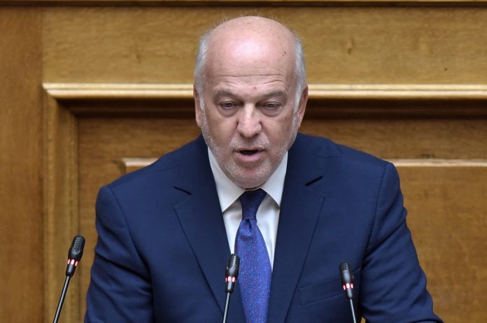 Φλωρίδης: Ο Τσίπρας έχει άγνοια των διεθνών κανόνων, είναι επικίνδυνος για τη χώρα