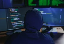Χάκερ ισχυρίζονται ότι έκλεψαν δεδομένα χιλιάδων εργαζομένων του FBI