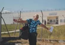 Εκτός φυλακής ο Νίκος Μαζιώτης, οι πρώτες εικόνες από την έξοδό του από τον Δομοκό