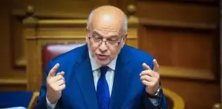 Φλωρίδης: Το ΠΑΣΟΚ αυτογελοιοποιήθηκε στη Βουλή, παρακμιακό το ντουέτο του Δουδωνή με την Κωνσταντοπούλου
