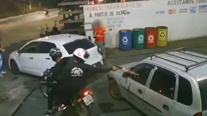 Σοκαριστική δολοφονία στη Βραζιλία: Πυροβόλησαν 10 φορές και σκότωσαν 41χρονο μπροστά στις κόρες του Σοκαριστική δολοφονία στη Βραζιλία: Πυροβόλησαν 10 φορές και σκότωσαν 41χρονο μπροστά στις κόρες του