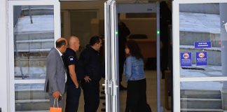 Δίκη για τα Τέμπη: Να κληθούν ως μάρτυρες Άδωνις Γεωργιάδης και Δημήτρης Μαρκόπουλος ζήτησε συγγενής θύματος