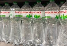 «Μάχη» στην Ουκρανία για αυτοκρατορία εμφιαλωμένου νερού: Στο επίκεντρο οικογένεια δισεκατομμυριούχων και Ρώσος…
