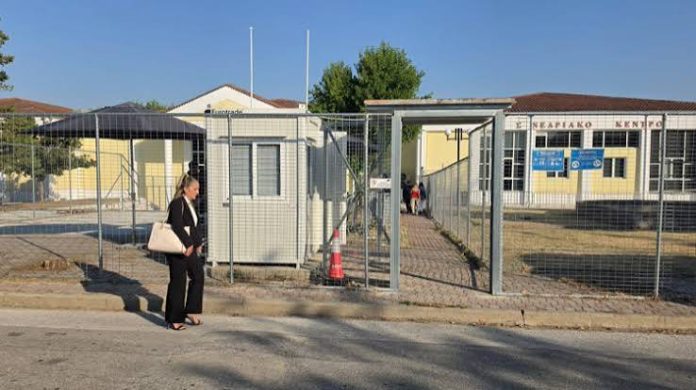 Τέμπη: Συνεχίζεται σήμερα η δίκη με καταθέσεις συγγενών θυμάτων και την απόφαση για το κινητό του σταθμάρχη Τέμπη: Συνεχίζεται σήμερα η δίκη με καταθέσεις συγγενών θυμάτων και την απόφαση για το κινητό του σταθμάρχη