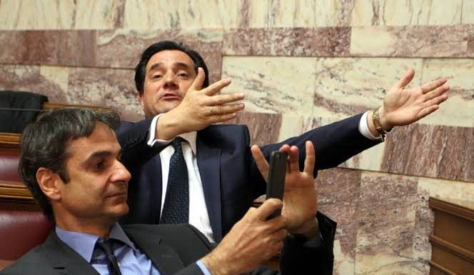 Άδωνις Γεωργιάδης: ο γελωτοποιός του βασιλιά Άδωνις Γεωργιάδης: ο γελωτοποιός του βασιλιά