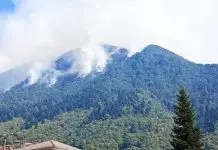 Κόνιτσα: Για 10η ημέρα συνεχίζεται η μάχη με τις φλόγες στην Τραπεζίτσα, περιορίστηκαν οι εστίες αλλά παραμένει ο κίνδυνος αναζωπυρώσεων Κόνιτσα: Για 10η ημέρα συνεχίζεται η μάχη με τις φλόγες στην Τραπεζίτσα, περιορίστηκαν οι εστίες αλλά παραμένει ο…