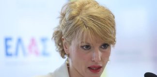 Εκθέτει την κυβέρνηση η Κουφονικολάκου: Θα μπορούσε να αντιμετωπίσει την ακρίβεια αλλά δεν το κάνει