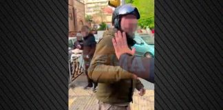 Καθηγητής στη Θεσσαλονίκη κατήγγειλε ομοφοβική επίθεση και βρέθηκε κατηγορούμενος επειδή δημοσίευσε το βίντεο
