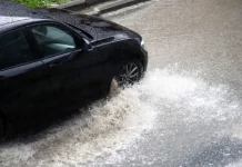 ΕΜΥ: Καταιγίδες, κεραυνοί και χαλάζι τις επόμενες ώρες, στο επίκεντρο και η Χαλκιδική – Επικαιροποιήθηκε το έκτακτο…