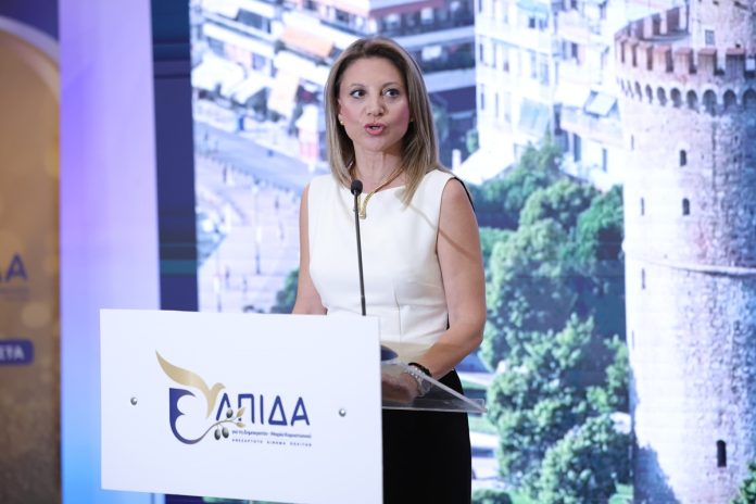 Καρυστιανού για θάνατο Μαζωνάκη και κβαντική ιατρική: “Είναι το μέλλον, δεν θα καταργήσουμε τις επιστήμες επειδή…