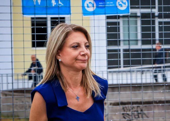 Αυτογκόλ για το κόμμα Καρυστιανού