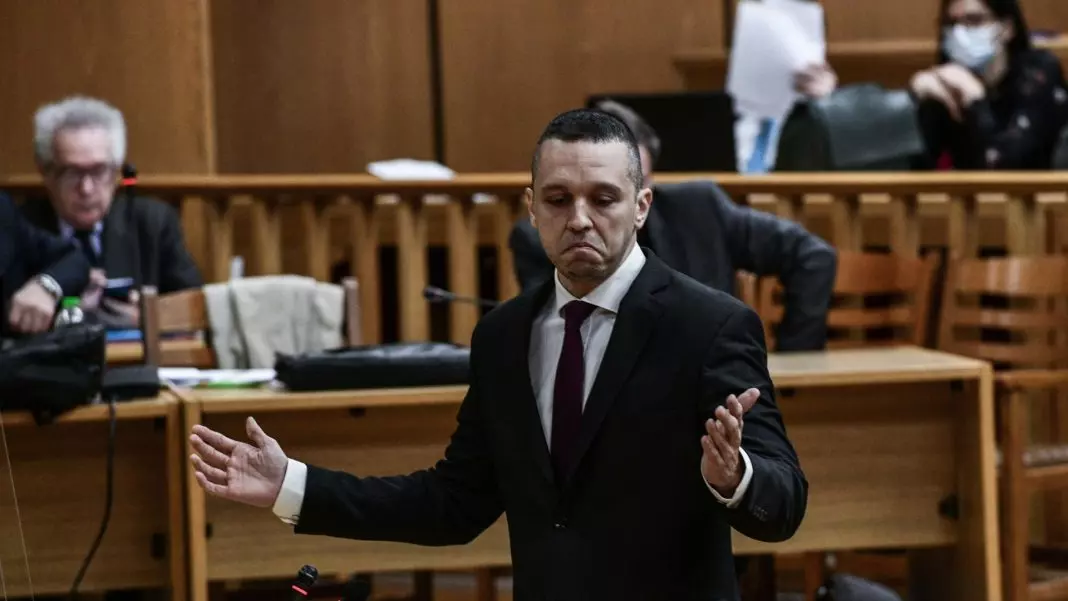Πώς ο Κασιδιάρης αυξάνει την πίεση από τα δεξιά στη ΝΔ και αλλάζει τις ισορροπίες στη Βουλή