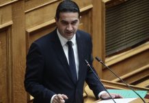 Κατρίνης προς Μητσοτάκη: «Κανένας πρωθυπουργός δεν διαθέτει λευκή επιταγή για αποφάσεις που δεσμεύουν το μέλλον της…