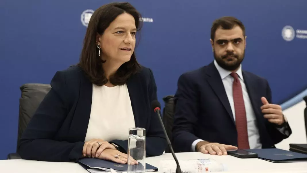 Κόντρα Μαρινάκη-Κεραμέως: Η μάχη του σταυρού, οι συμμαχίες και οι κουμπαριές