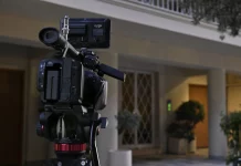 Υπουργοί σε απόγνωση για τα κέντρα αντιγήρανσης