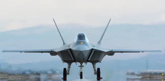 Συναγερμός στις ΗΠΑ: Μαχητικό αναχαίτισε αεροσκάφος που πετούσε πάνω από το Καμπ Ντέιβιντ όπου βρισκόταν ο Τραμπ