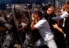 Οργή και επεισόδια στην Πρίστινα μετά την καταδίκη του Θάτσι και άλλων 3 ηγετών του UCK, «ντροπή» λέει ο Έντι Ράμα